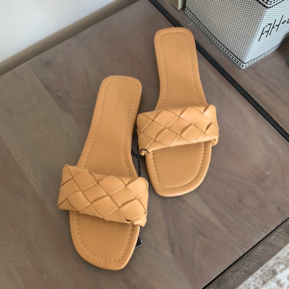 NWT Braided Rope Sandals - Camel